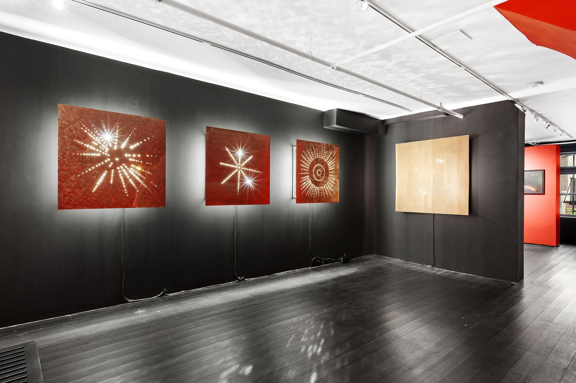 Otto Piene, Rouge et Noir at Galerie Gmurzynska, photo 4