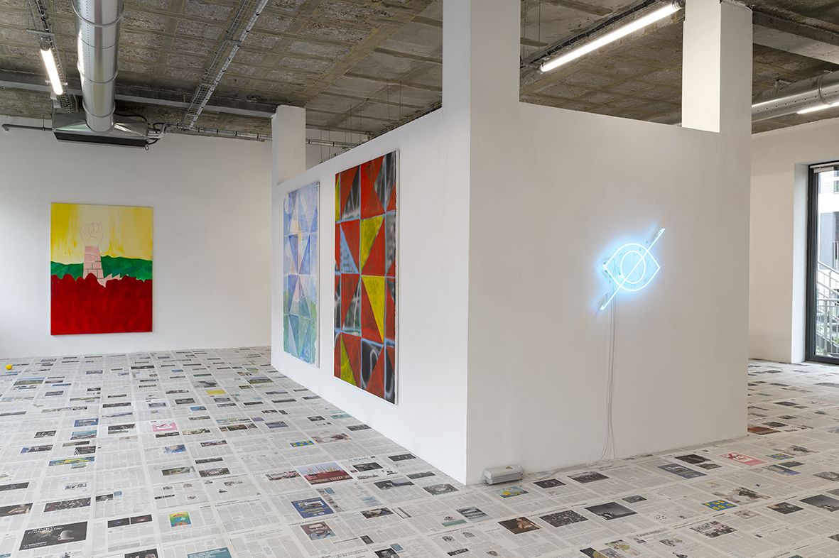 Claire Fontaine, Mostly Sunny at Air de Paris, photo 3