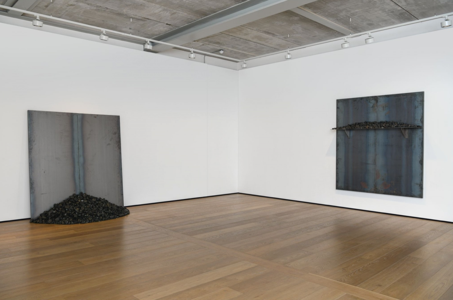 Jannis Kounellis, Jannis Kounellis at Almine Rech, photo 2
