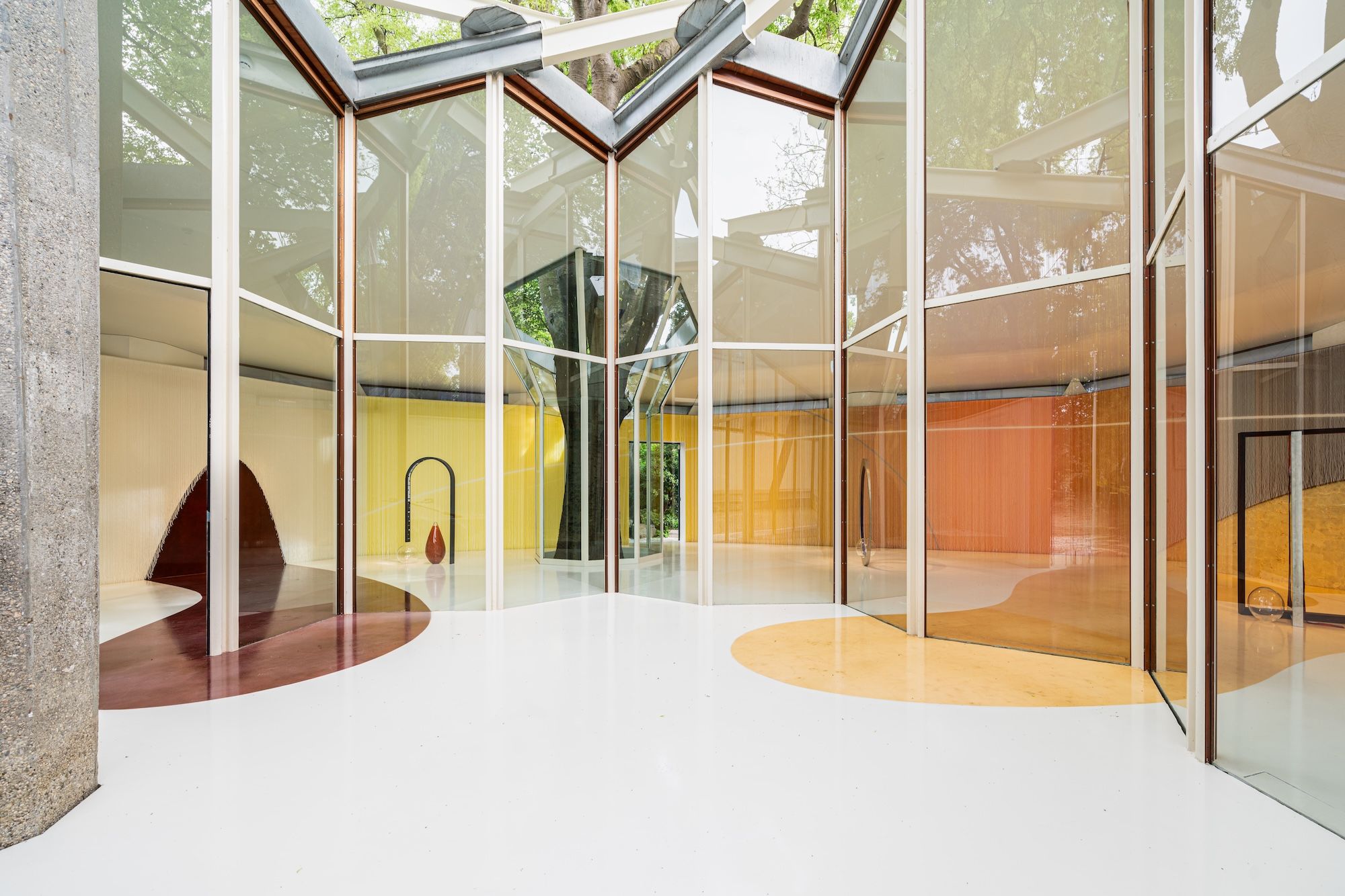 Kapwani Kiwanga, Trinket at Canadian Pavilion, photo 7