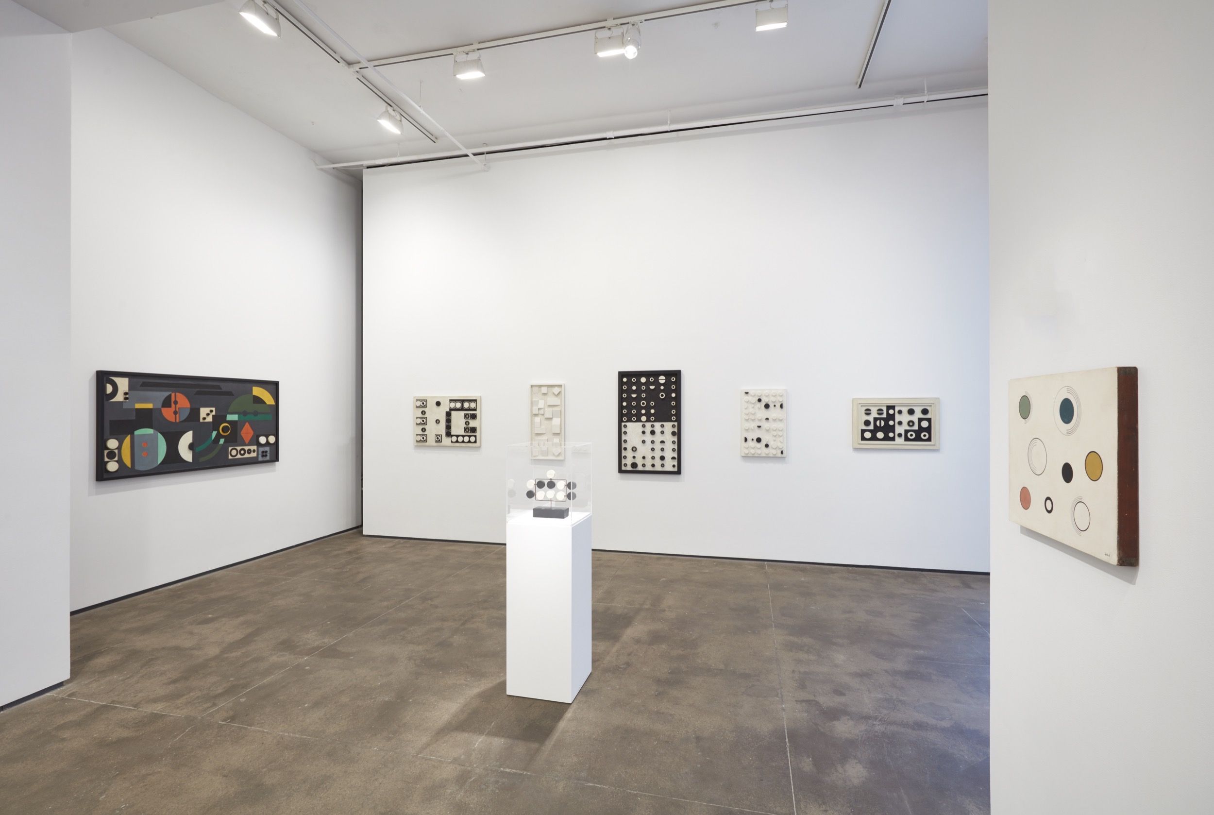 Installation view 6
