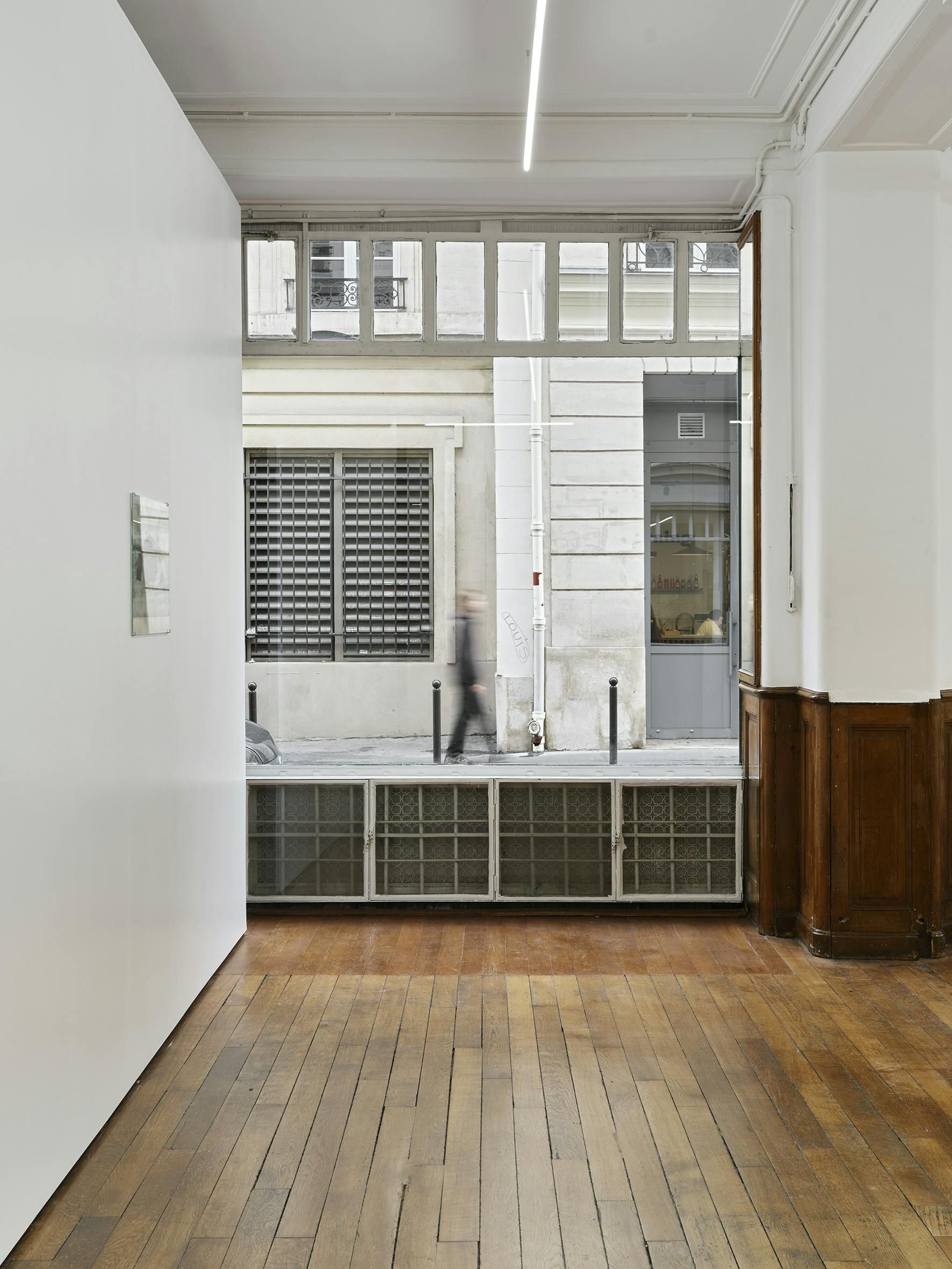 Lenard Giller, Sediment at Petrine, photo 6