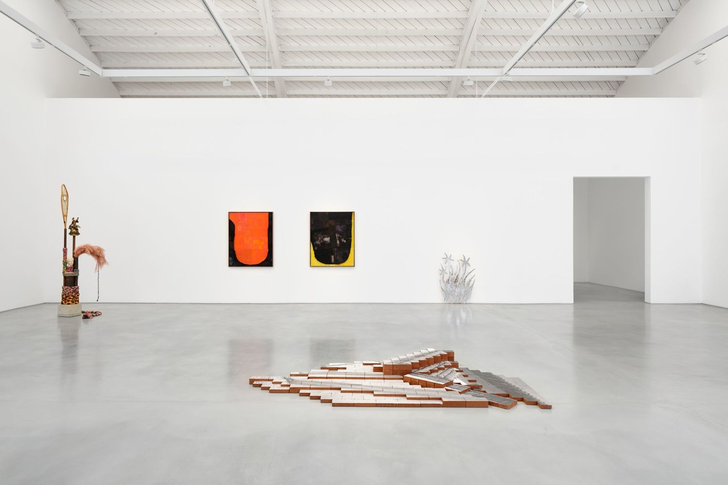 Back to the Earth, Back to the Earth at Roberts Projects, photo 2