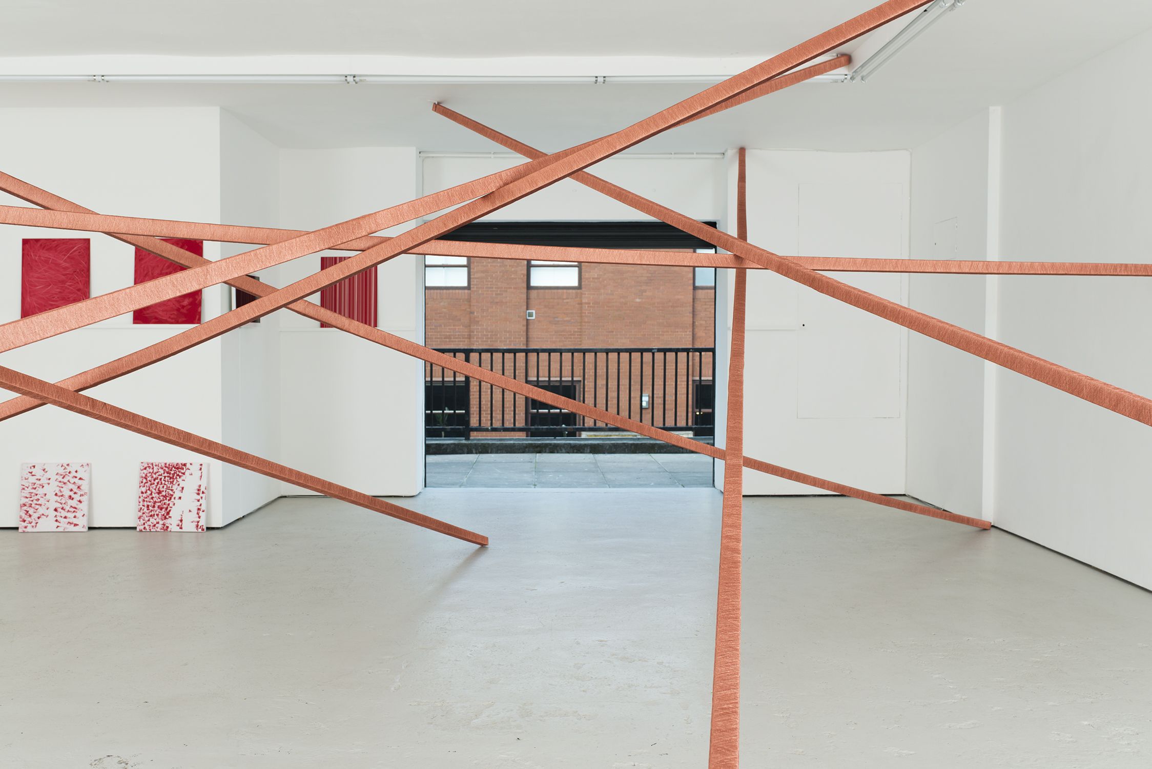Alice Anderson, Between Surfaces at Unit 9, photo 3