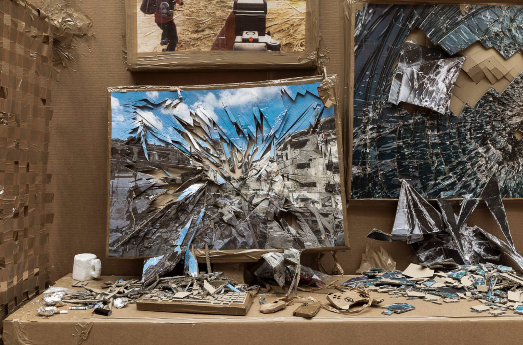 Thomas Hirschhorn, Fake It, Fake It – Till You Fake It. at Gladstone, photo 8