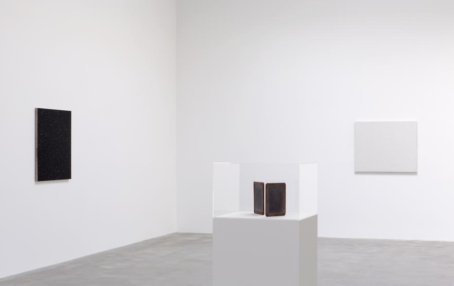 Vija Celmins, Vija Celmins at Matthew Marks, photo 8