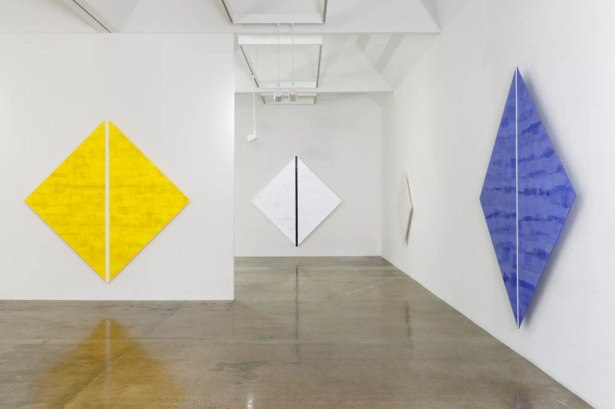 Mary Corse, Mary Corse at Pace Gallery, photo 2
