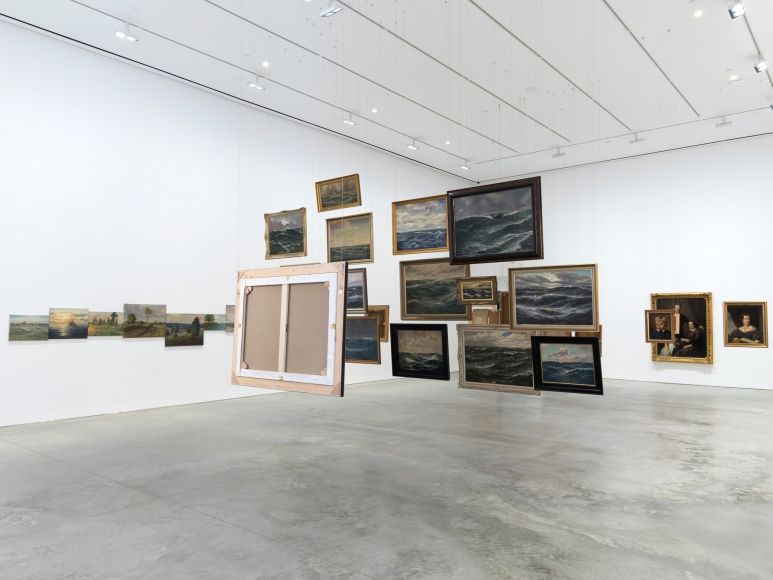 Hans-Peter Feldmann, Hans-Peter Feldmann at 303 Gallery, photo 2