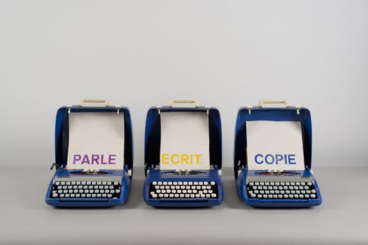 Marcel Broodthaers, Écriture at Michael Werner, photo 2
