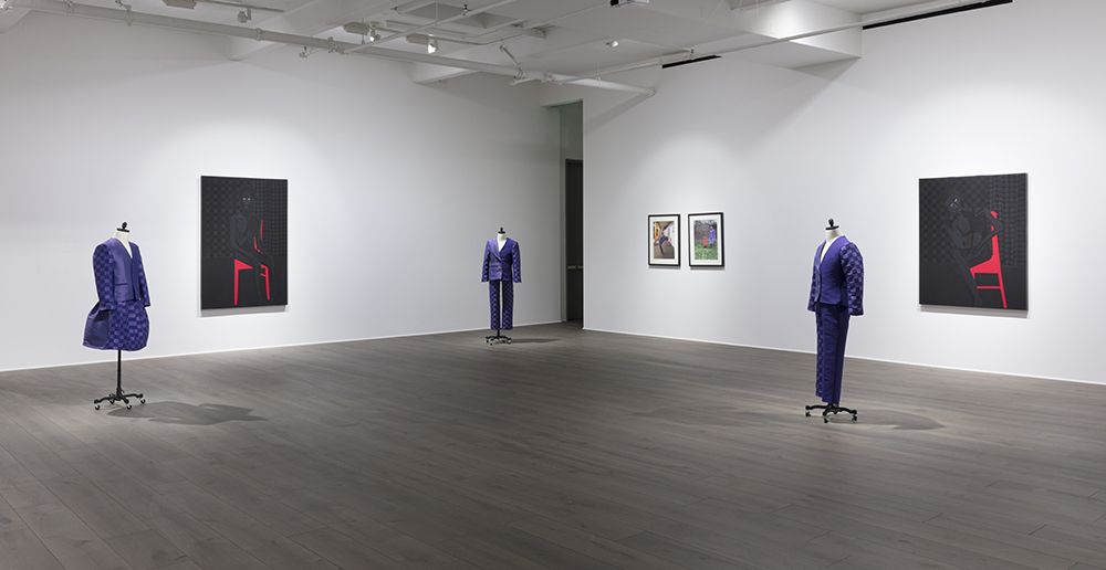 Jon Key, Suits Me at Steve Turner, photo 4