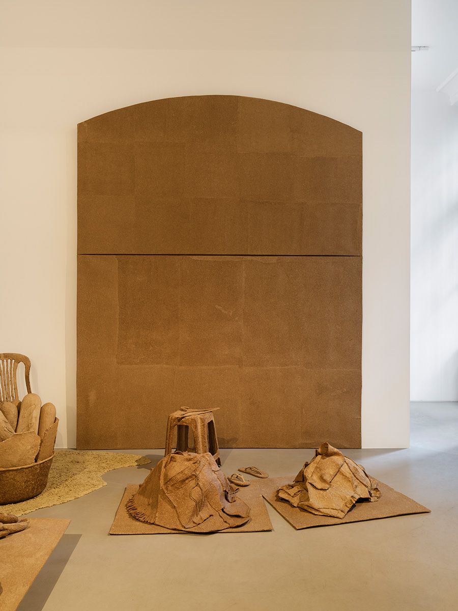 Sandra Poulson, Dust as an Accidental Gift at ChertLüdde, photo 4