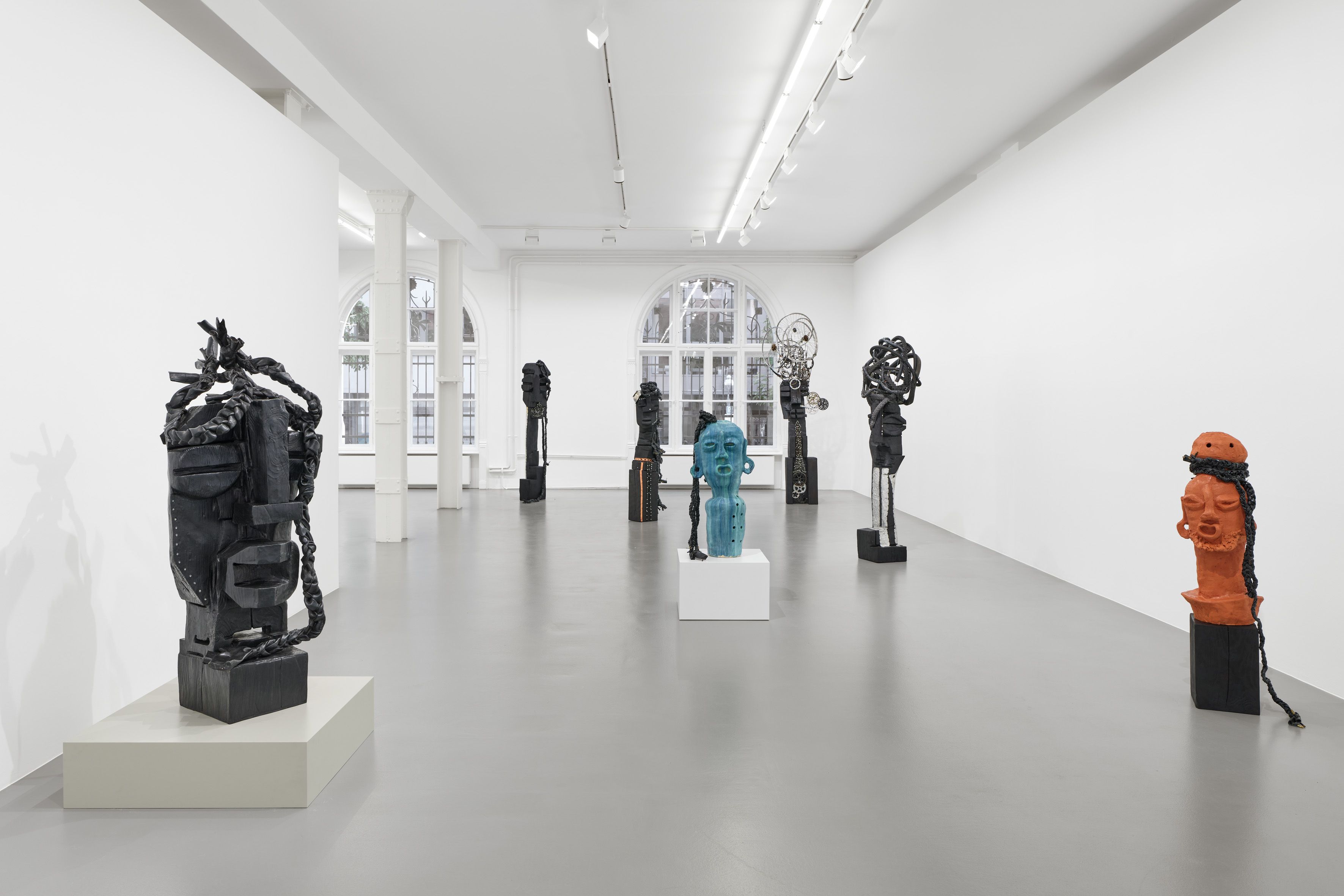 Leilah Babirye, Ekimyula Ekijjankunene (The Gorgeous Grotesque / Die Prachtige Groteske) at Max Hetzler, photo 4