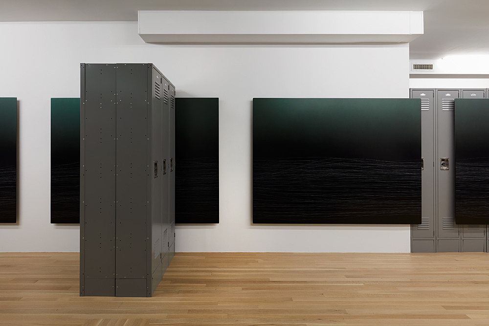 Anne Imhof, Avatar at Buchholz, photo 6