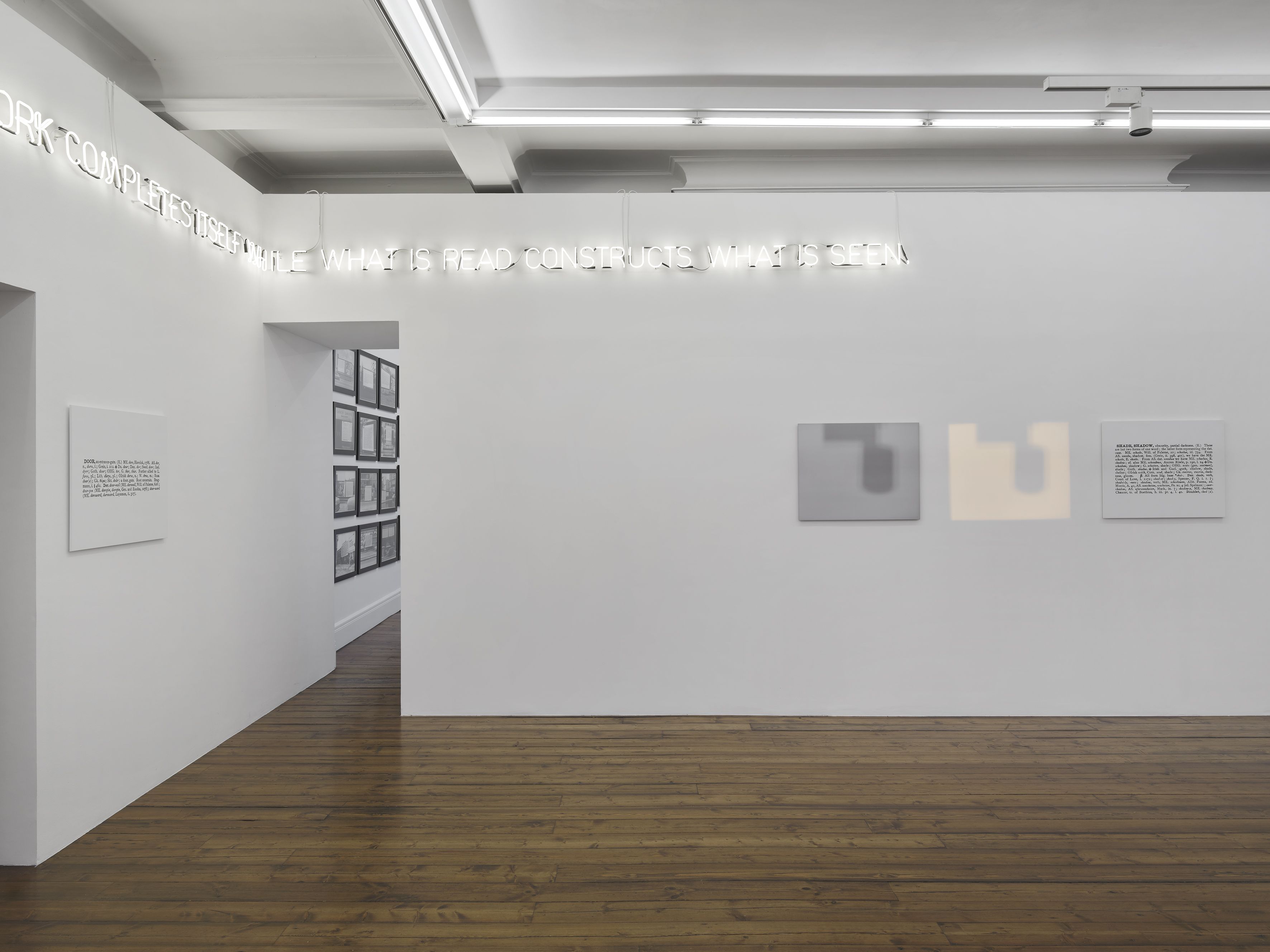 Joseph Kosuth, The Question at Sprüth Magers, photo 4