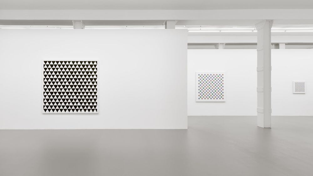 Bridget Riley, Bridget Riley at Max Hetzler, photo 10