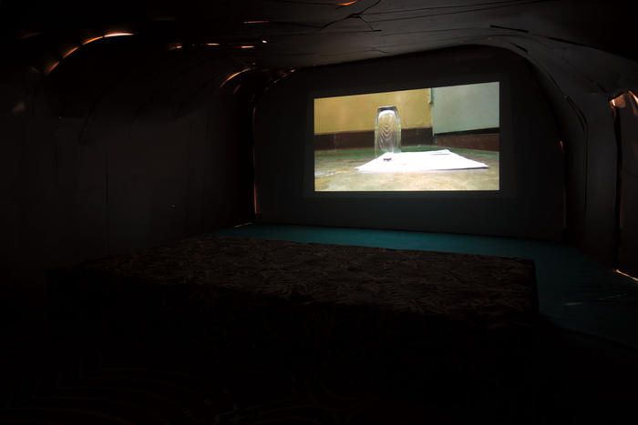Erik van Lieshout, I Am In Heaven at Anton Kern, photo 3