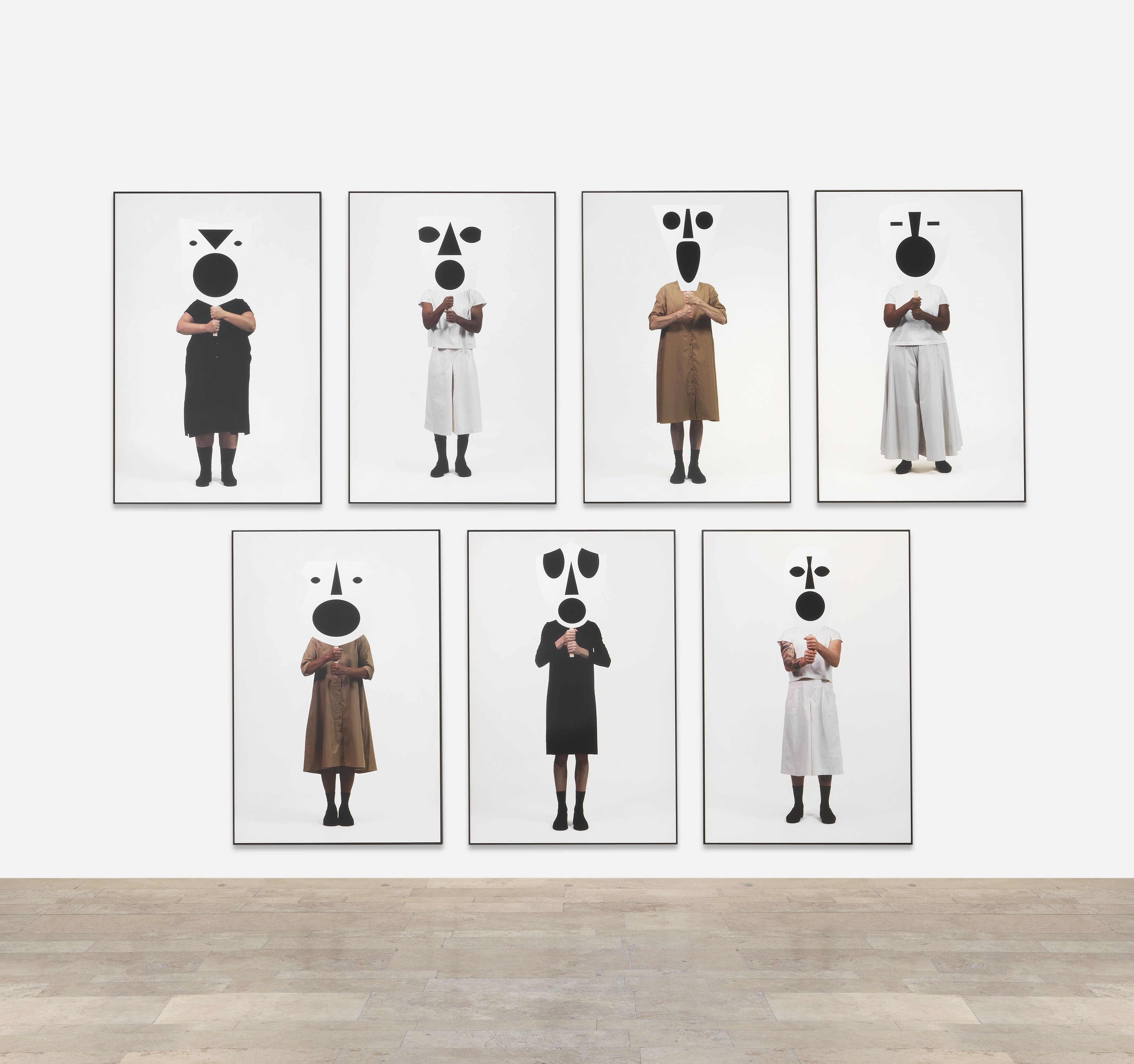 Yael Bartana, The Graveyard at Capitain Petzel, photo 5