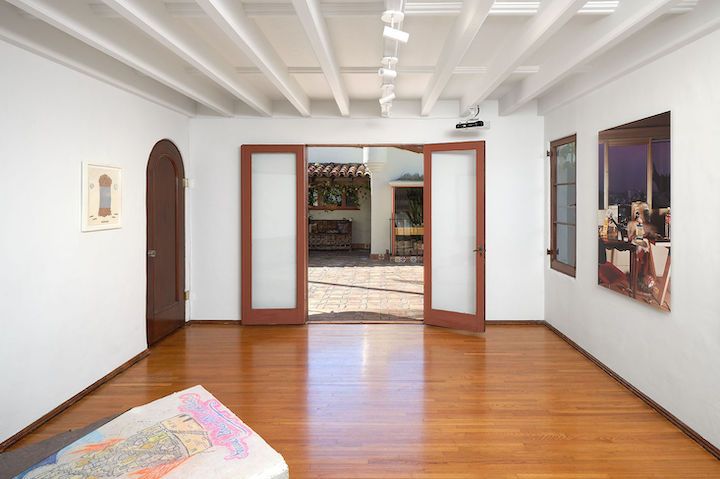 Julie Becker, (W)hole at Del Vaz Projects, photo 5