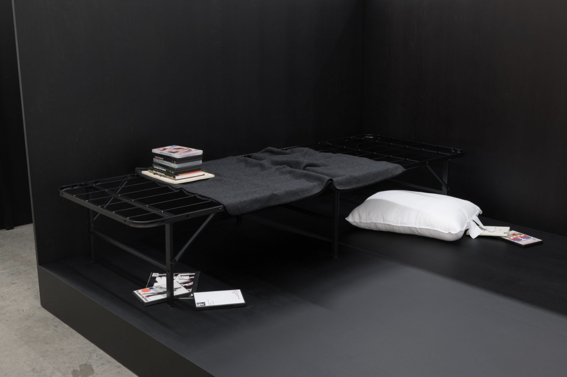 Tom Burr, Compressions at Galerie Neu, photo 5