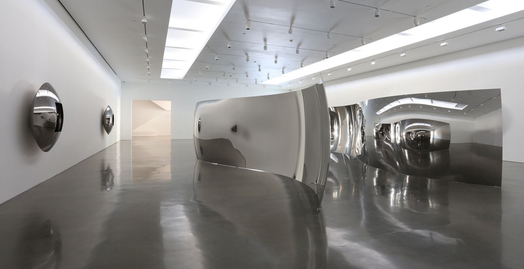 Anish Kapoor, Anish Kapoor at Regen Projects, photo 7