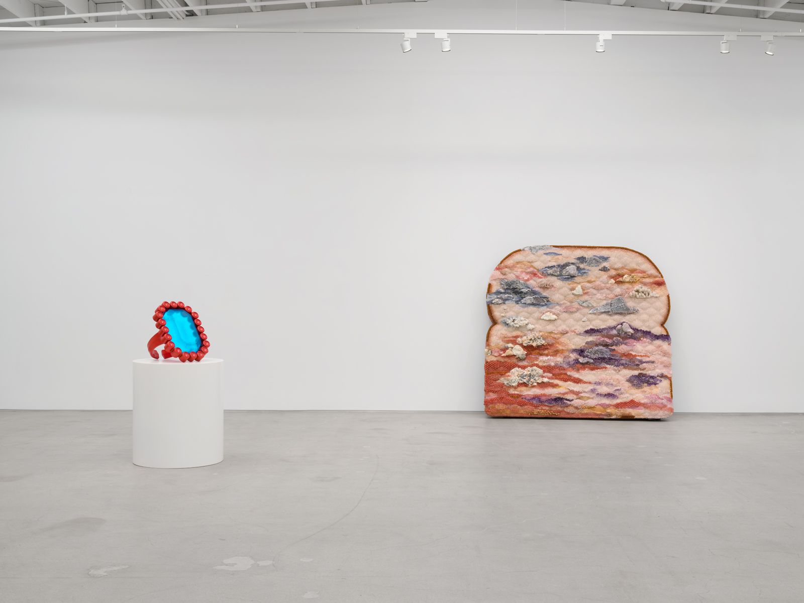 Kathleen Ryan, Souvenir at Karma, photo 4