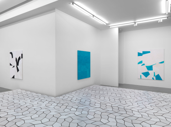 Sarah Crowner, Plastic Memory at Simon Lee, photo 4