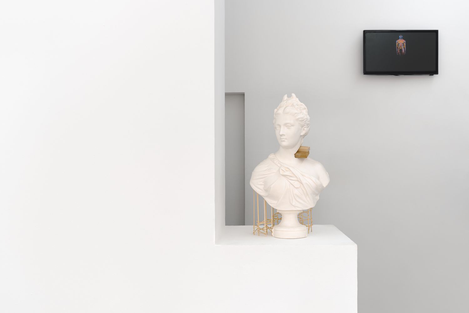 Broken Idols, Broken Idols at Maëlle Galerie, photo 3