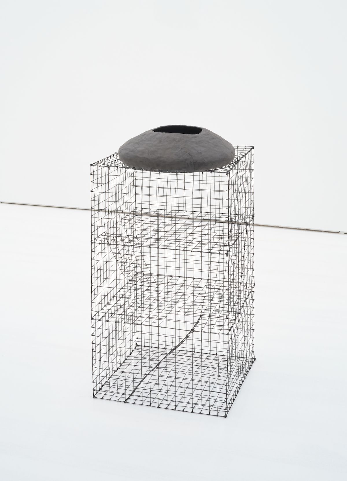 Elizabeth Jaeger, Holes at Jack Hanley, photo 3