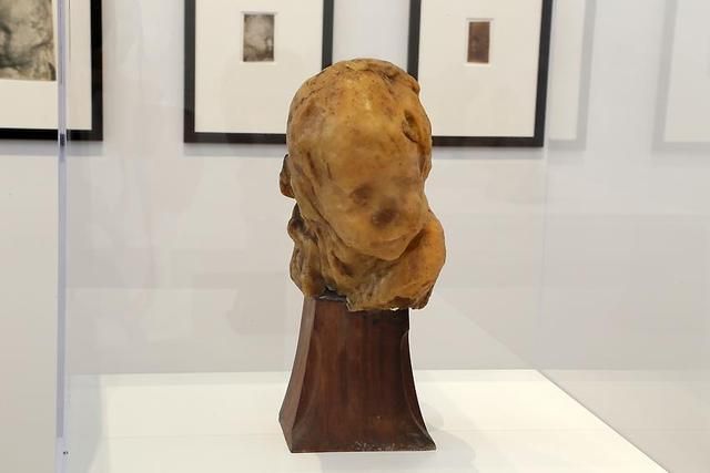 Medardo Rosso, Bambino ebreo at Peter Freeman, photo 2