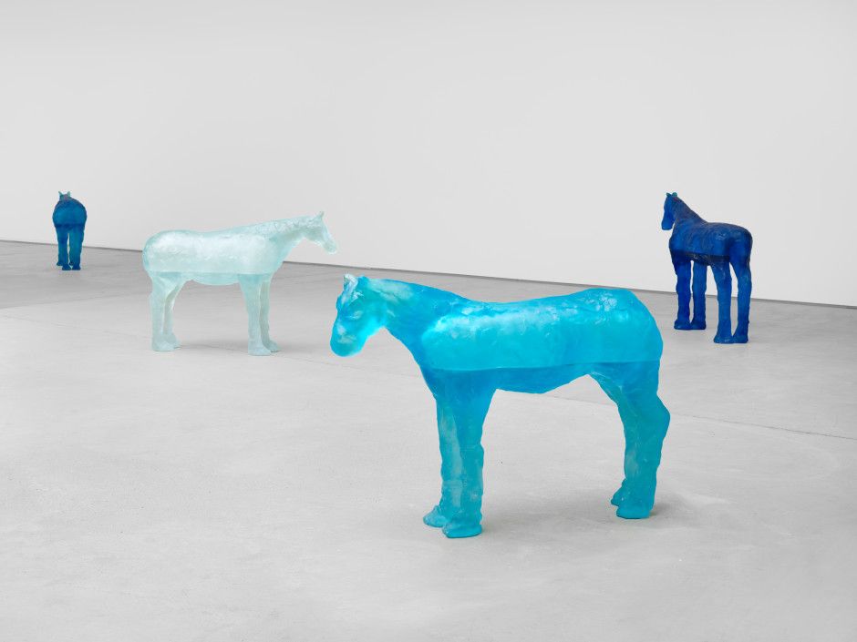 Ugo Rondinone, a sky . a sea . distant mountains . horses . spring . at Sadie Coles, photo 4
