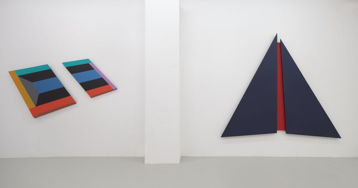 Ronald Davis, Paintings: 1960s Through 2010 at David Richard Gallery, photo 10