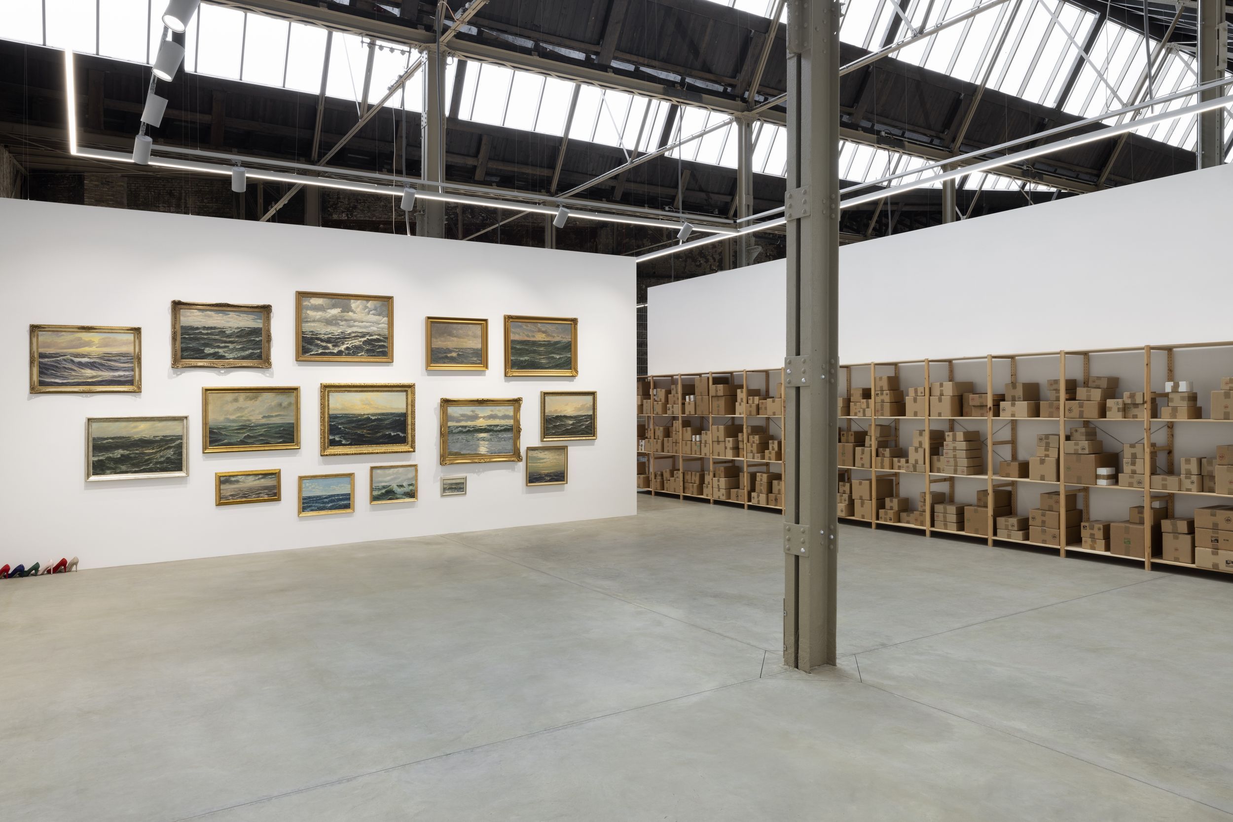 Hans-Peter Feldmann, Kunstausstellung at Mehdi Chouakri - Wilhelm Hallen, photo 5