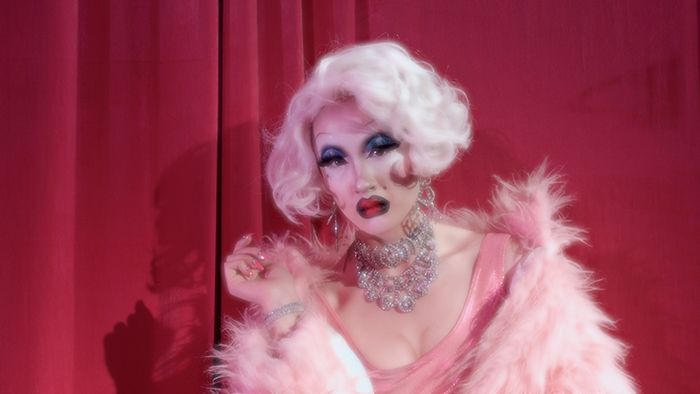 Victoria Sin, image 7 of 8