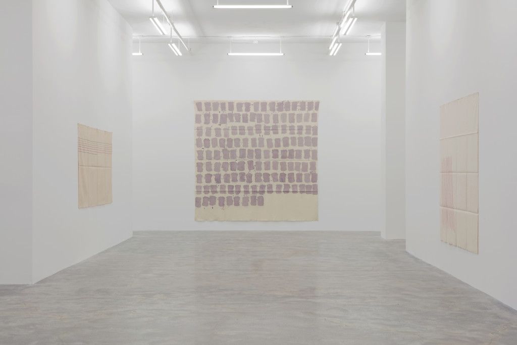 Giorgio Griffa, The 1970s at Casey Kaplan, photo 3