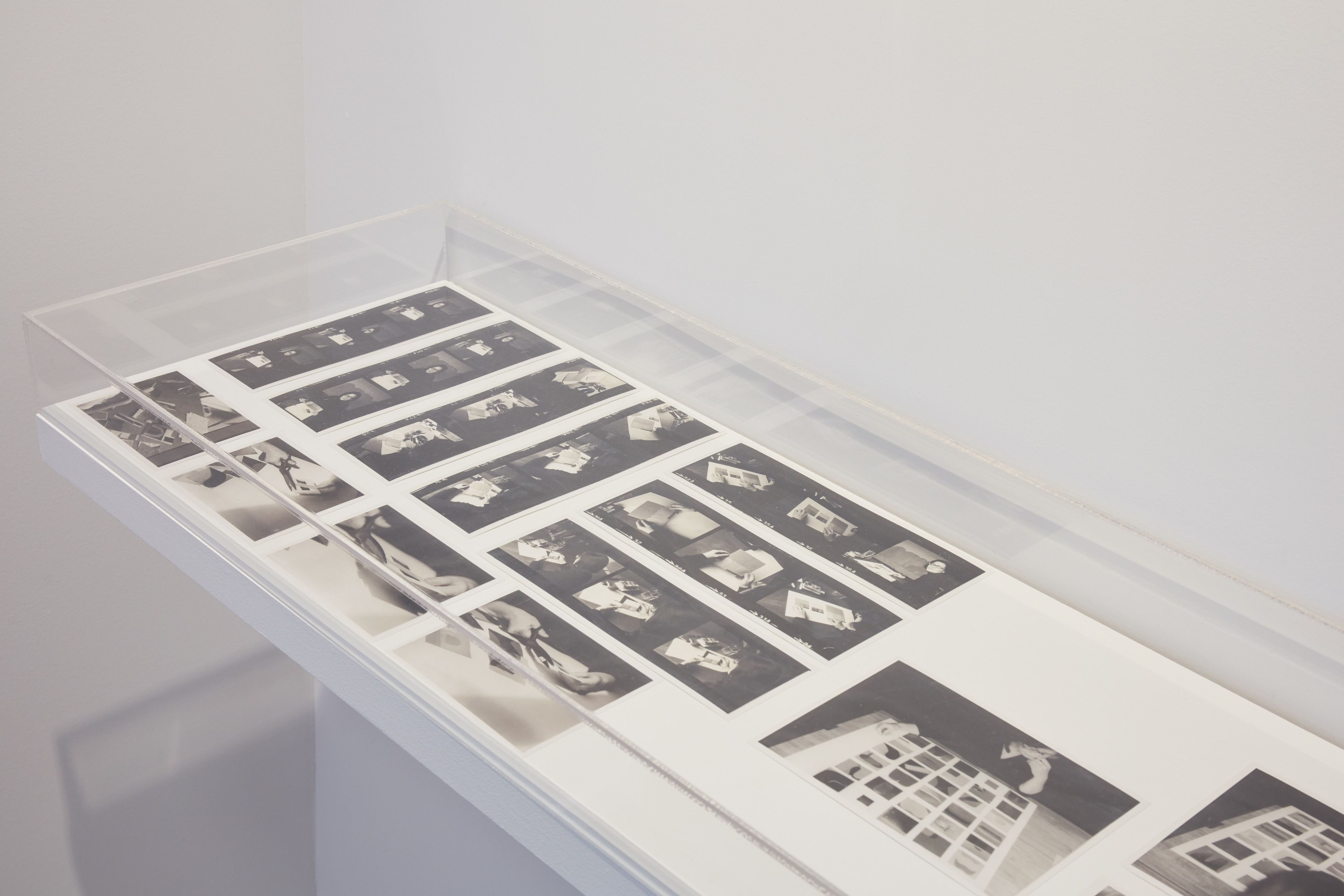 Tomie Ohtake, At Her Fingertips at Galeria Nara Roesler, photo 5