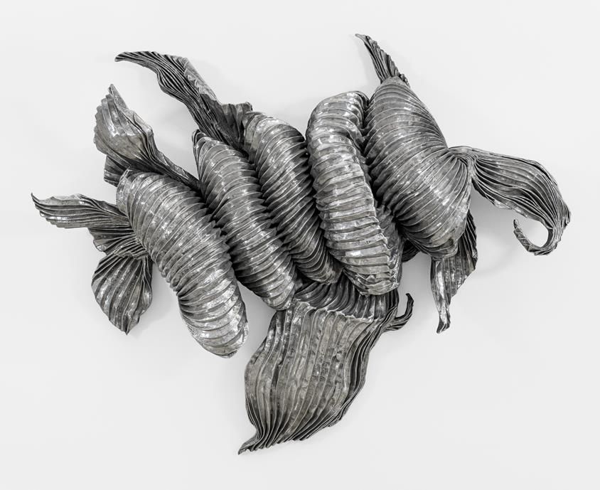 Lynda Benglis, Pleated Works at Mnuchin Gallery, photo 2