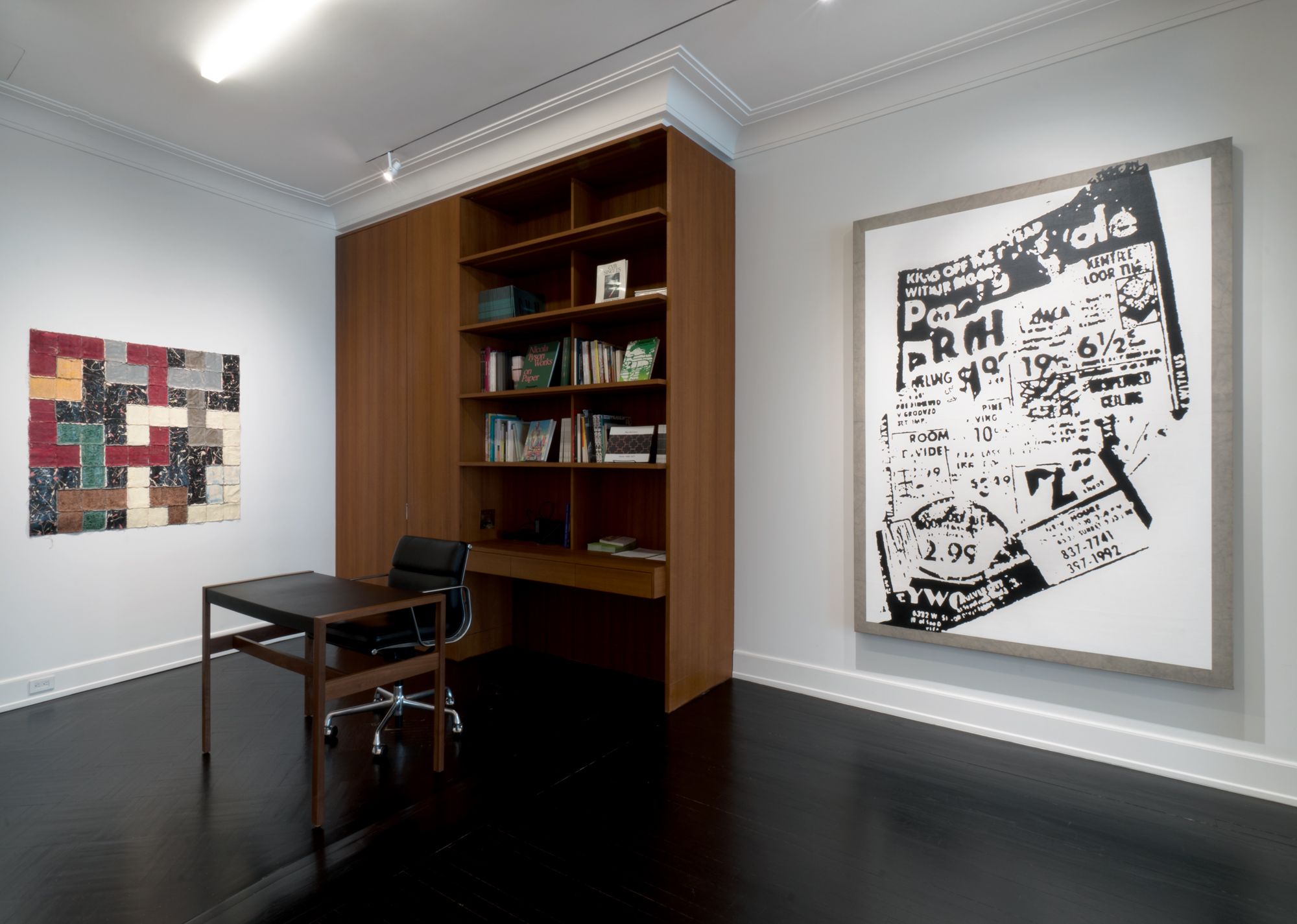 Allan McCollum, Works: 1968–1977 at Petzel, photo 9