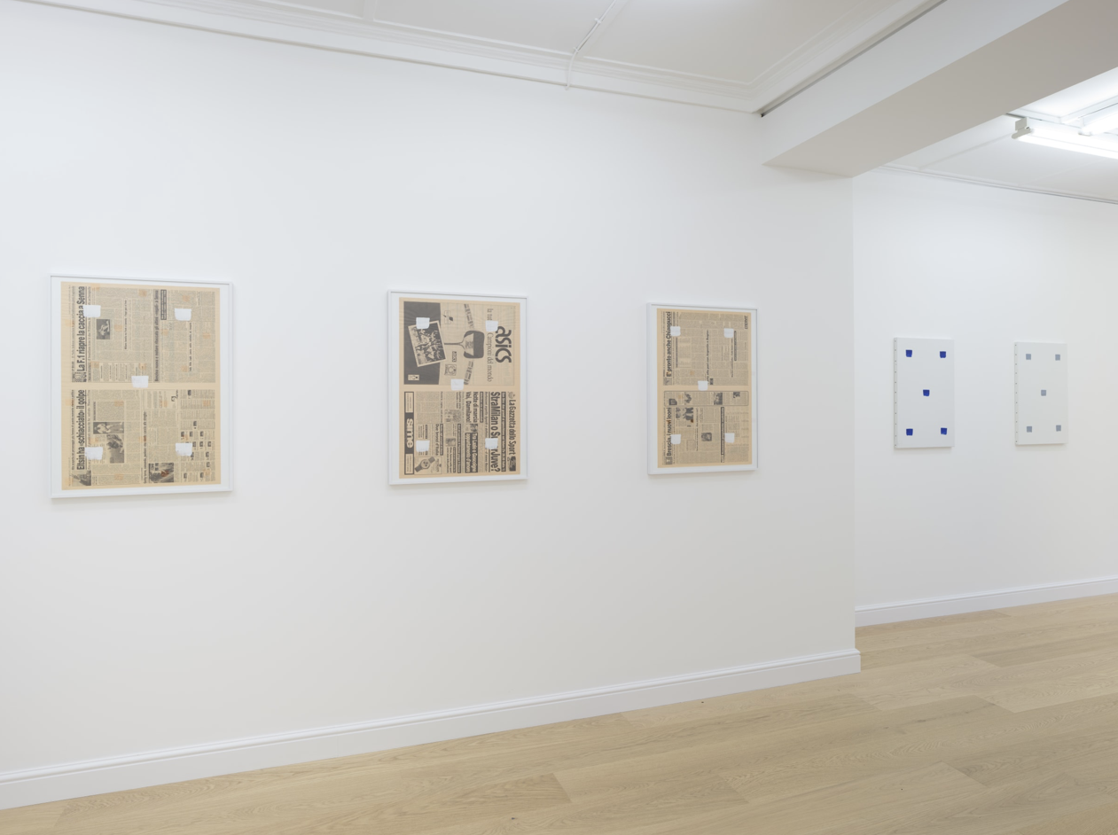 Niele Toroni, Niele Toroni at Marian Goodman Projects, photo 4