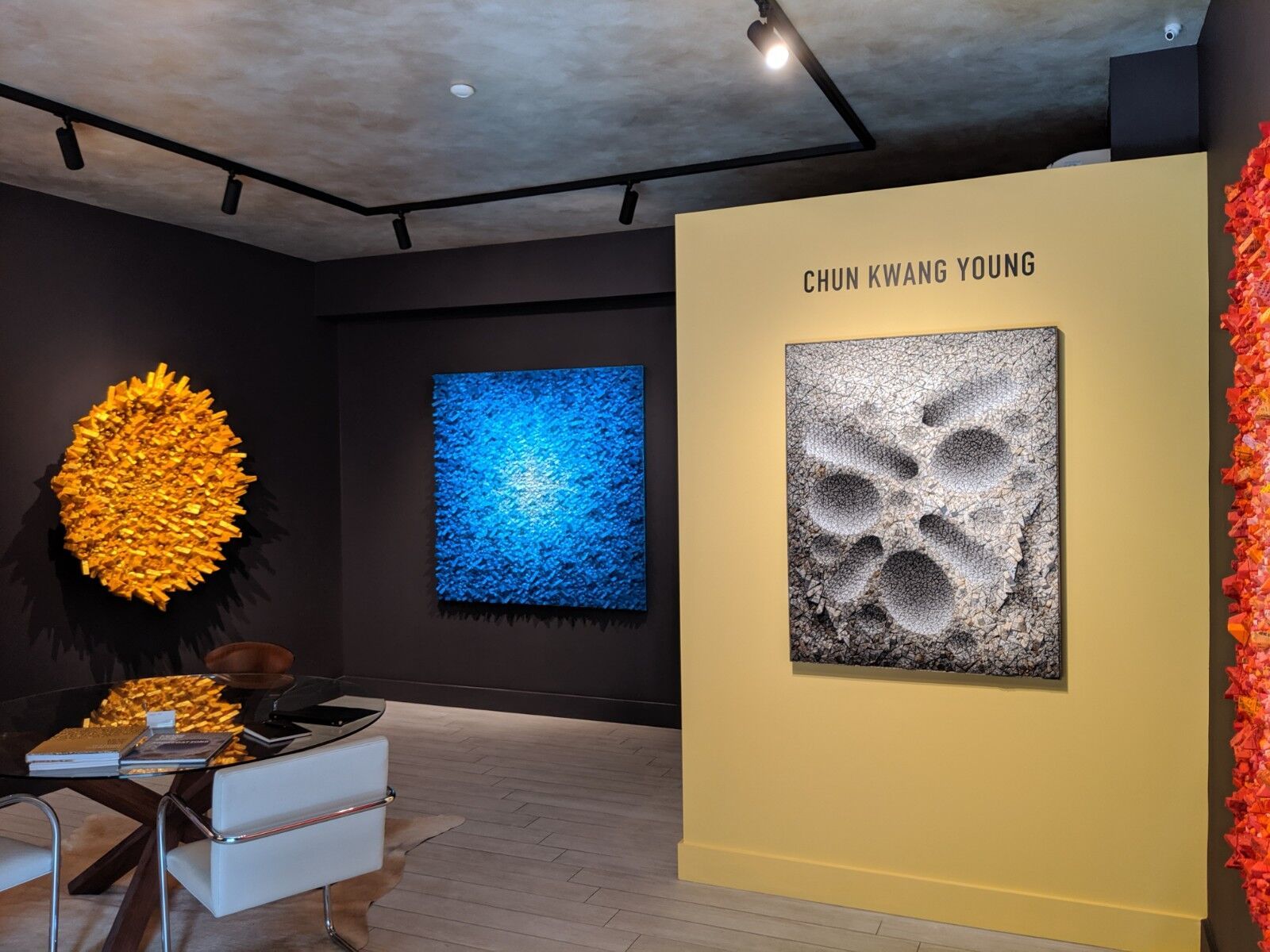 Chun Kwang Young, Chun Kwang Young at Sundaram Tagore, photo 3