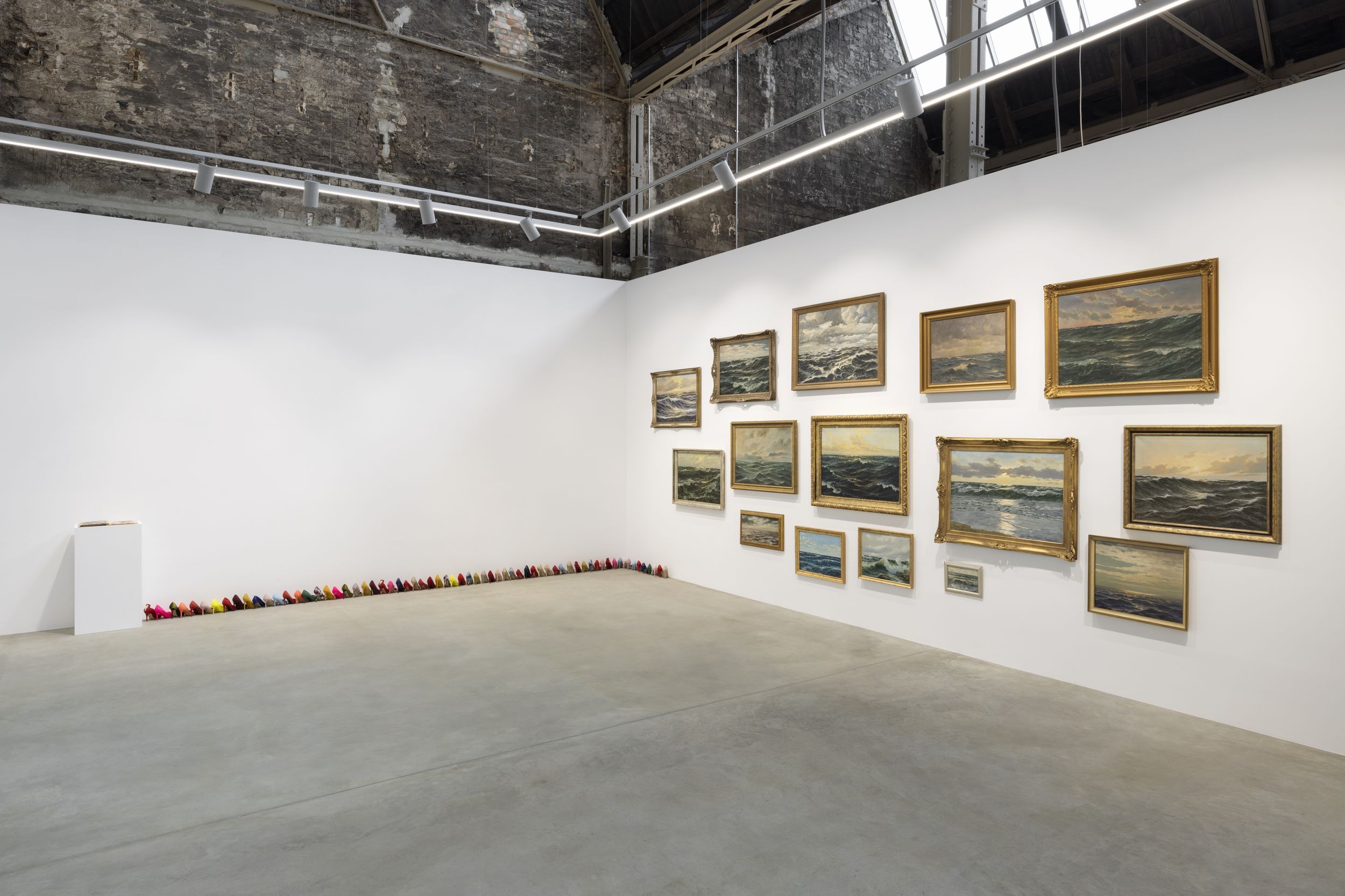 Hans-Peter Feldmann, Kunstausstellung at Mehdi Chouakri - Wilhelm Hallen, photo 4