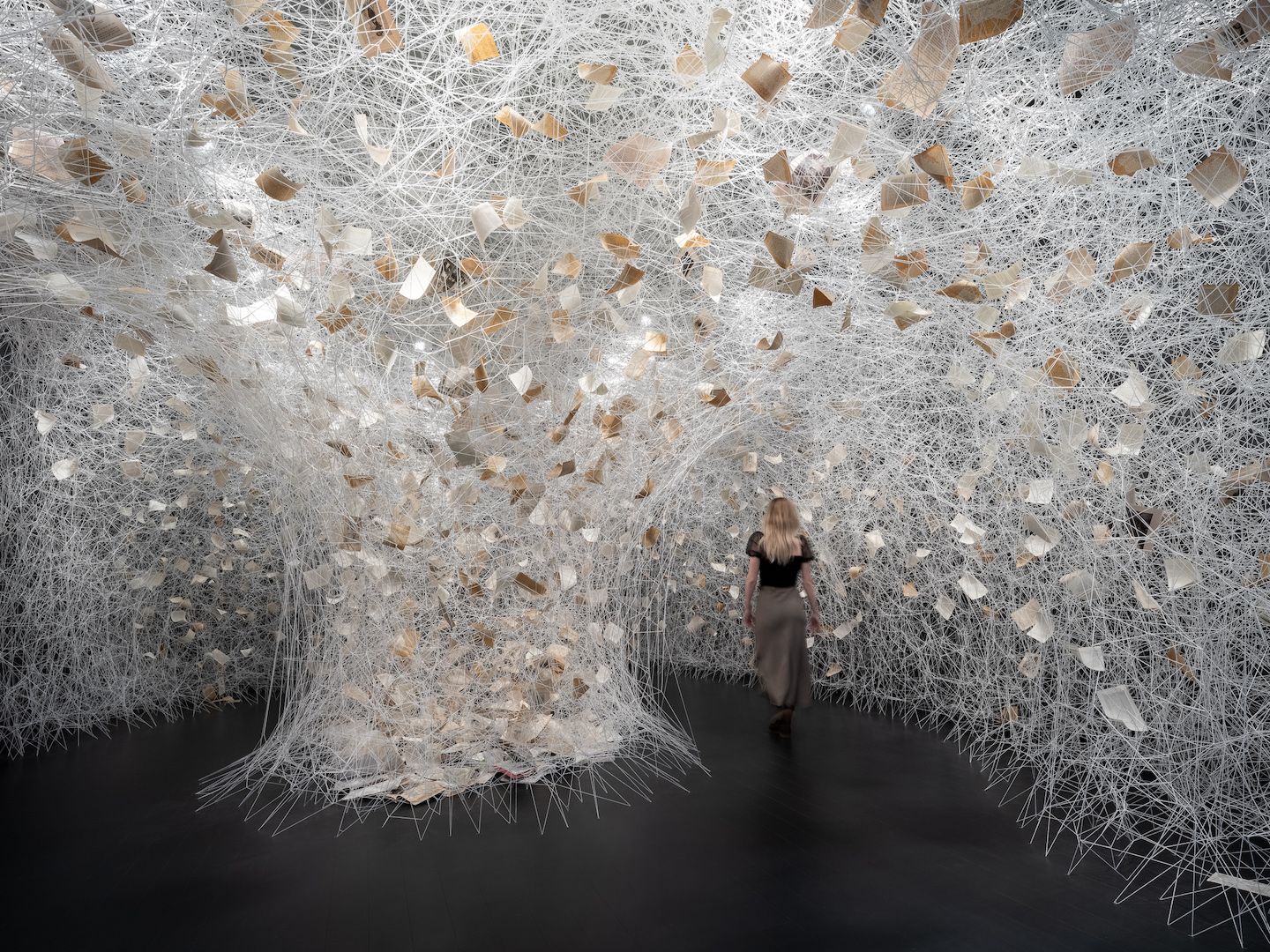 Chiharu Shiota, Signs of Life at Templon, photo 3