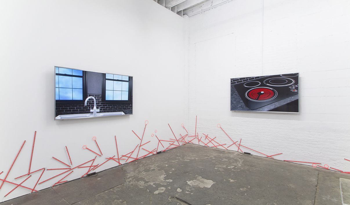 Gregory Kalliche, Hidden Hiss at Signal, photo 2