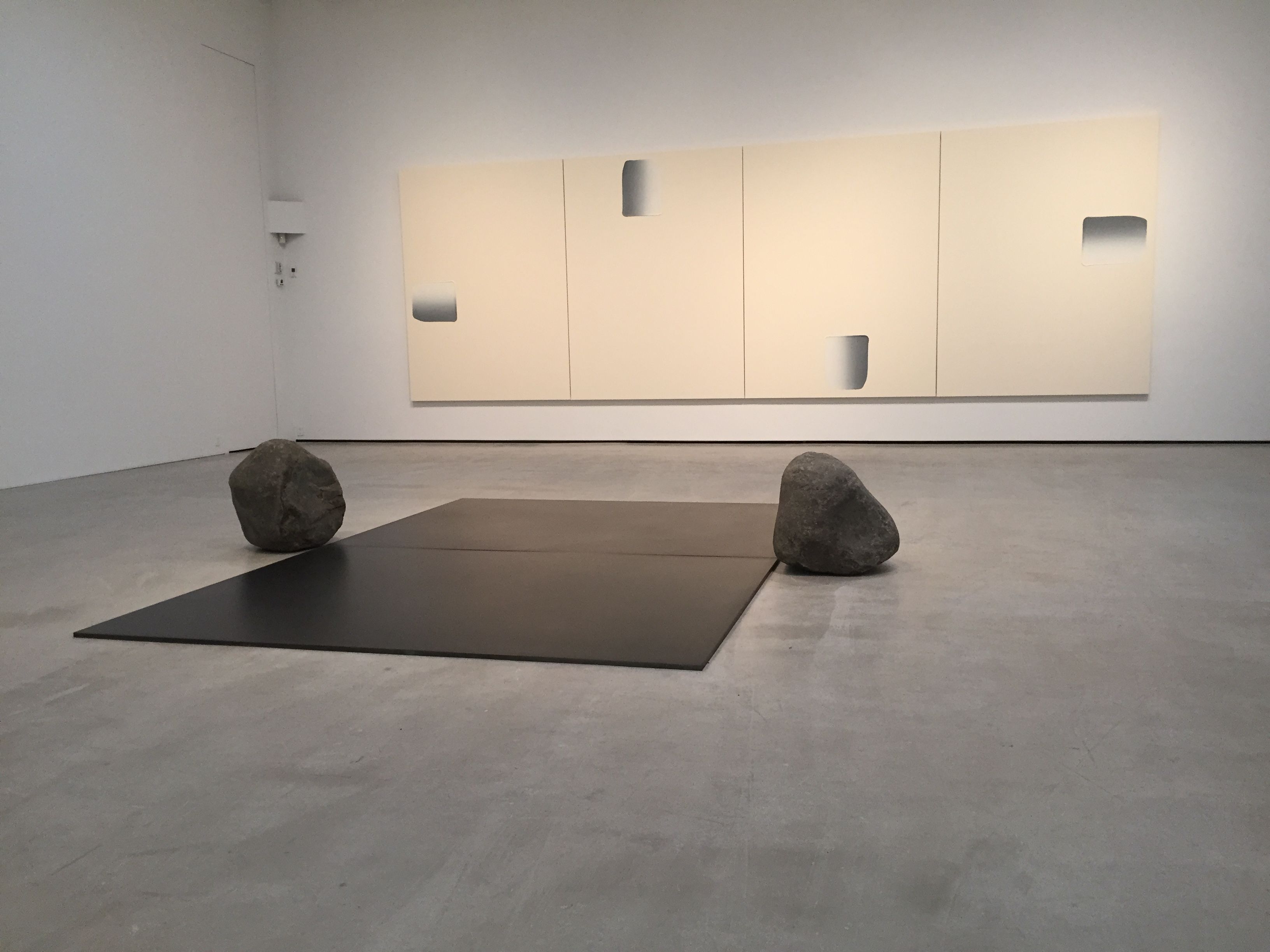 Lee Ufan, Lee Ufan at Pace Gallery, photo 2
