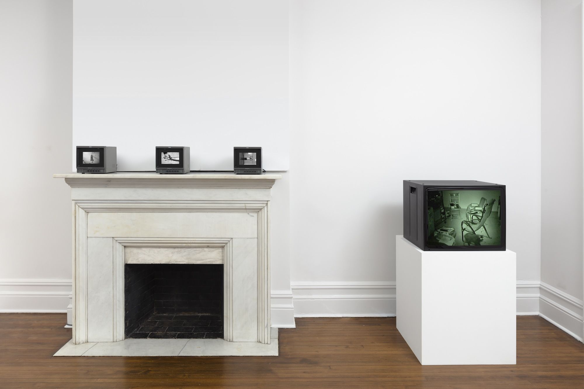 Radical Artists of the 1960s/1970s: Between Geometry and Gesture, Radical Artists of the 1960s/1970s: Between Geometry and Gesture at David Nolan, photo 5