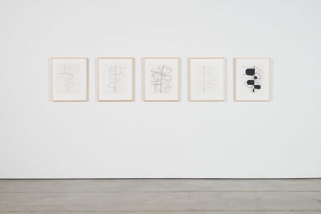 Christopher Wool, A New Sculpture at Luhring Augustine, photo 2