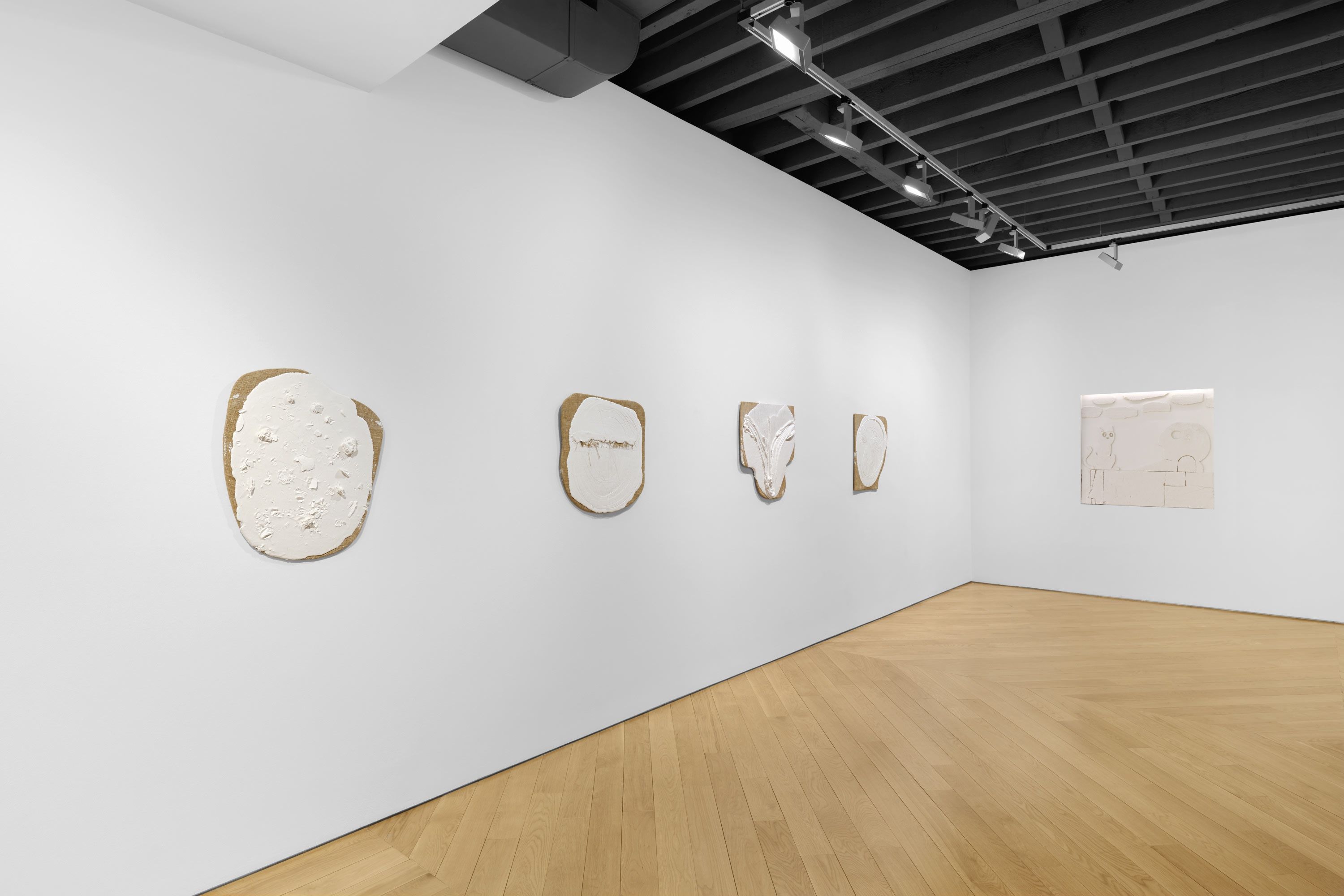 Nicole Eisenman, Plastered at Anton Kern, photo 2