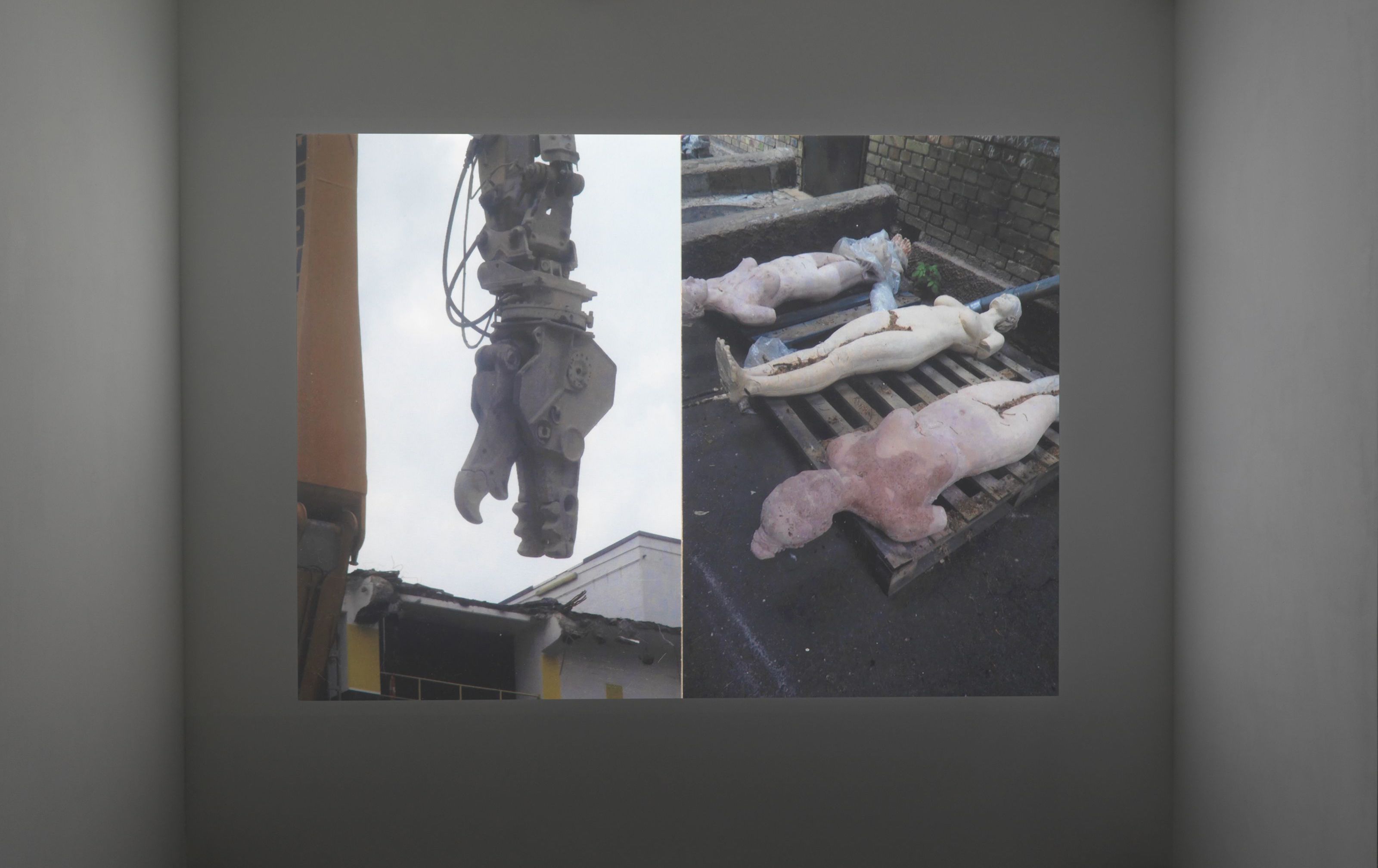 Boris Mikhailov, Windows of the Opportunities at Barbara Weiss, photo 5