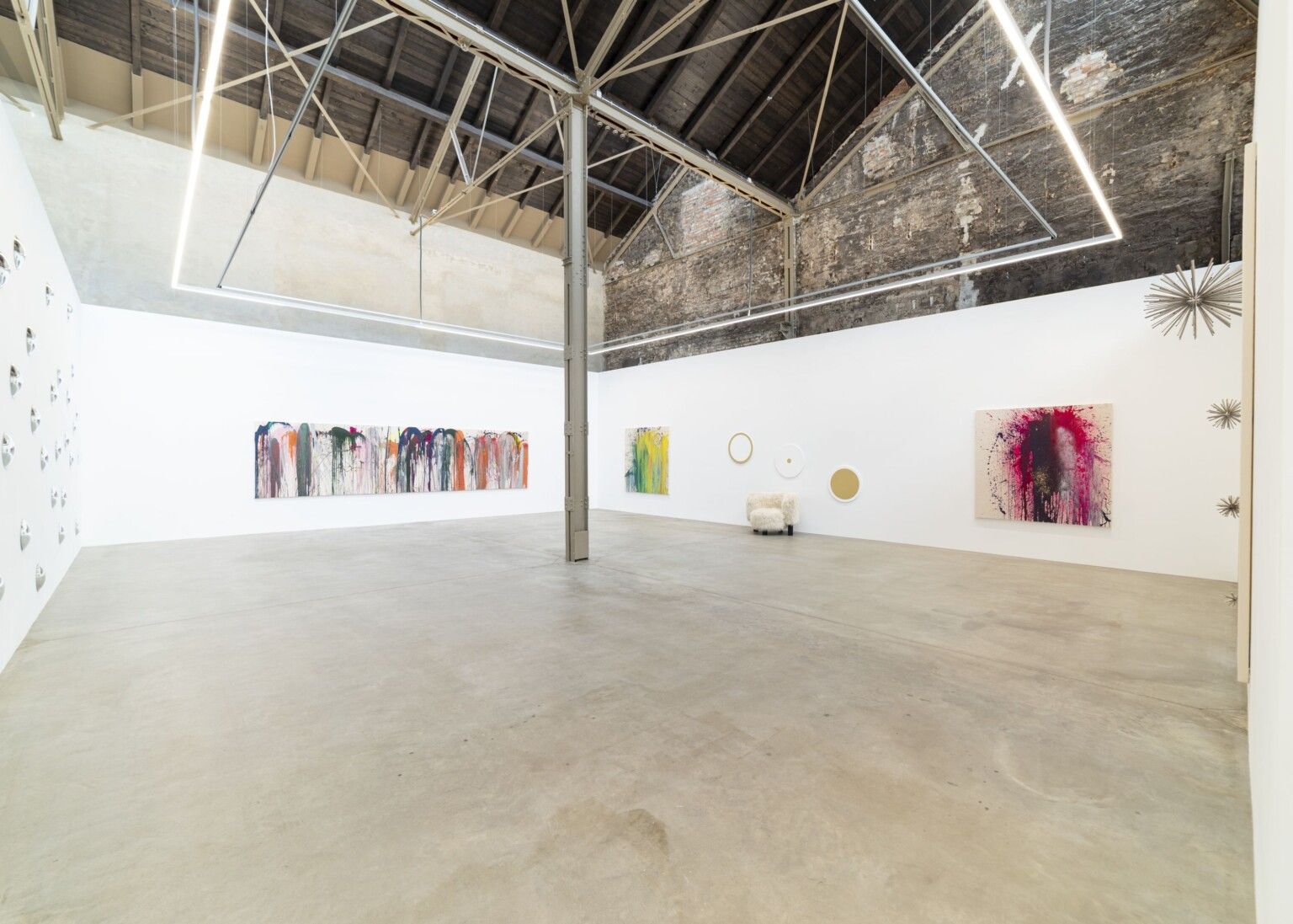 John M Armleder, Solid Coated at Mehdi Chouakri - Wilhelm Hallen, photo 2