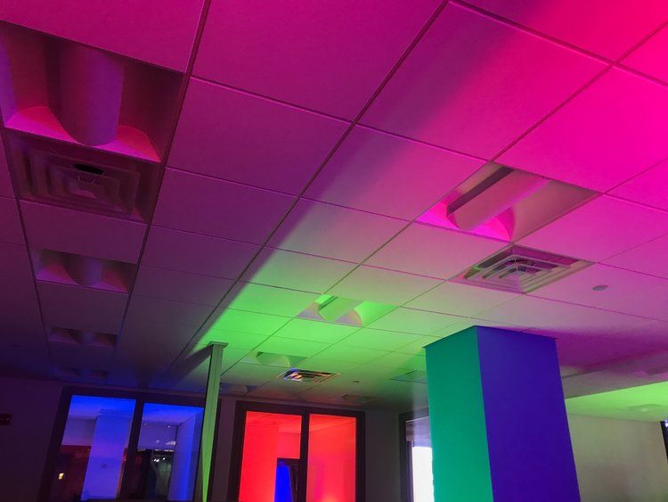 Signe Pierce, Tesseract at Times Square Space, photo 2