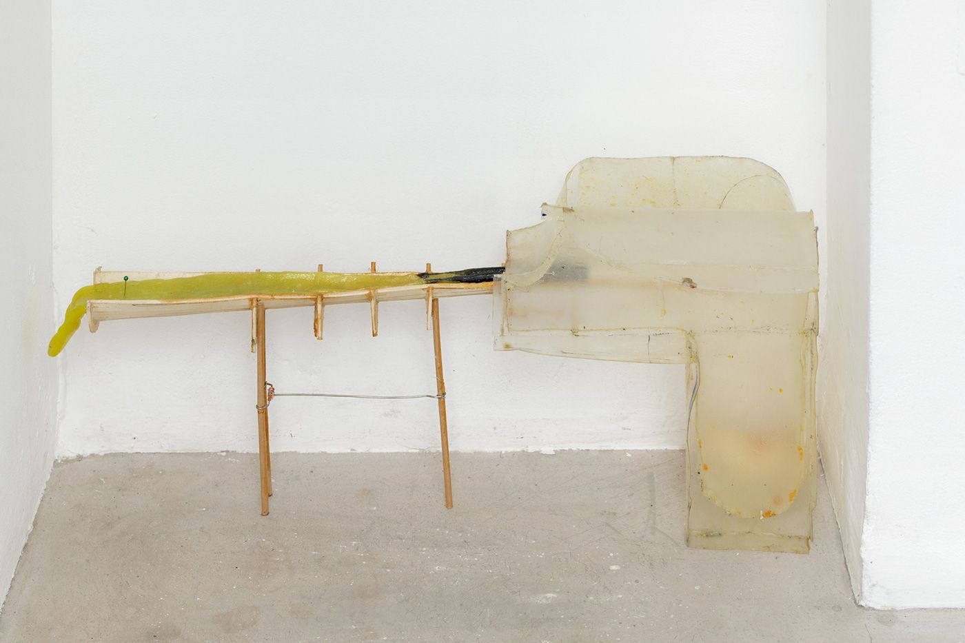 Anders Dickson & Clémence de la Tour du Pin, A Sudden Wilt at Balice Hertling, photo 4